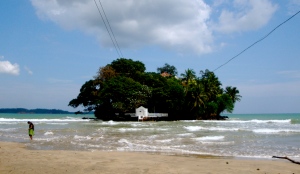 Taprobane Island, private mansion Weligama Bay