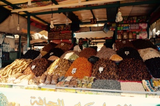 spice vendor, Plaza Djemaa El-Fna