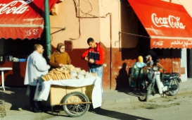 bread vendor, Plaza Djemaa El-Fna